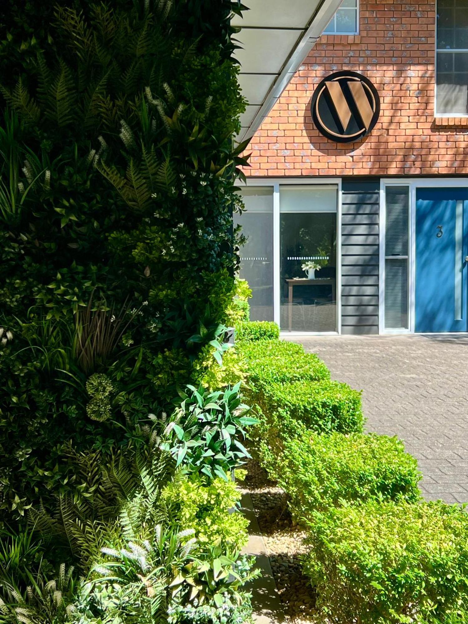 Westwood Lodge Bright Exterior foto